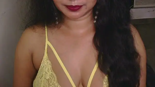 Snapshot of QUEEN_SAKHI- chatting on 31, 10, 2025 QUEEN SAKHI- online show from 31, 10, 2025