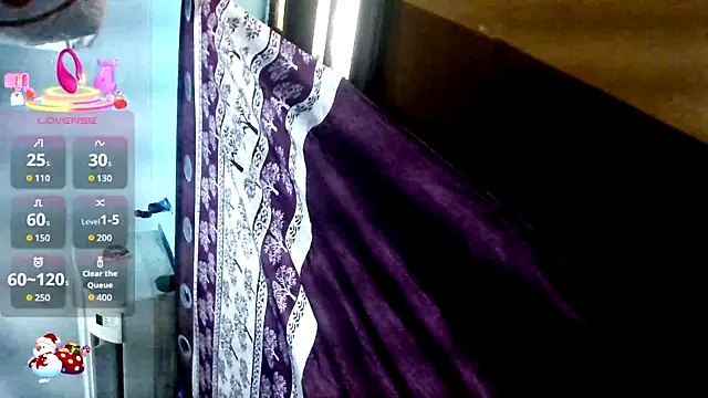Snapshot of QUEEN_SAKHI- chatting on 8, 7, 2026 QUEEN SAKHI- online show from 8, 7, 2026