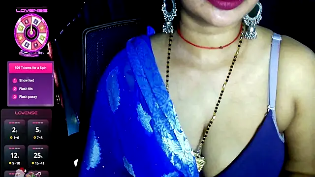 Snapshot of QUEEN_SAKHI- chatting on 10, 7, 2026 QUEEN SAKHI- online show from 10, 7, 2026