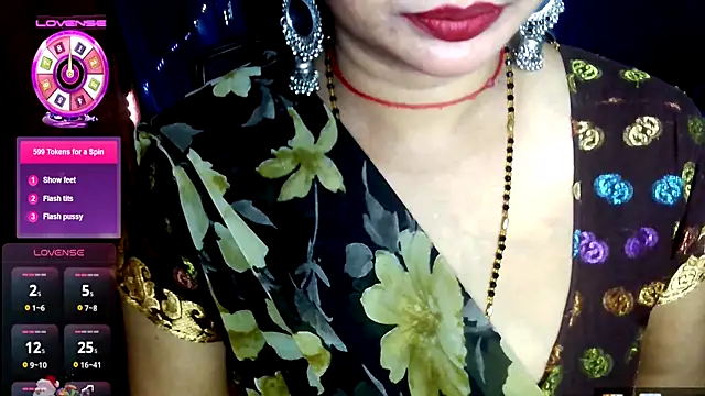 Snapshot of QUEEN_SAKHI- chatting on 12, 7, 2026 QUEEN SAKHI- online show from 12, 7, 2026