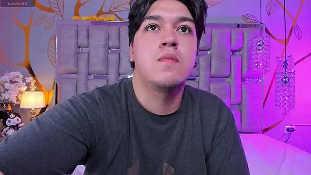 EmilyANDrew  online show from 19, 11, 2025