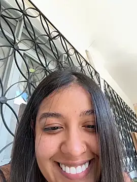Snapshot of Camila_Bustamante chatting on 21, 10, 2025 Camila Bustamante online show from 21, 10, 2025