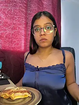 Snapshot of Camila_Bustamante chatting on 13, 6, 2026 Camila Bustamante online show from 13, 6, 2026