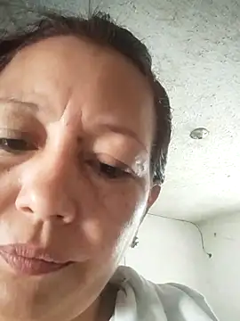 Snapshot of marinita13 chatting on 19, 9, 2025 marinita13 online show from 19, 9, 2025