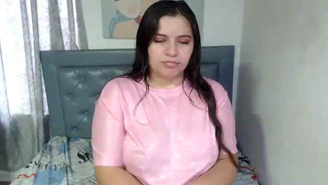 Snapshot of sarah_aguilar chatting on 17, 4, 2026 sarah aguilar online show from 17, 4, 2026