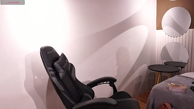 Ariaa Isabell online show from 31, 10, 2025