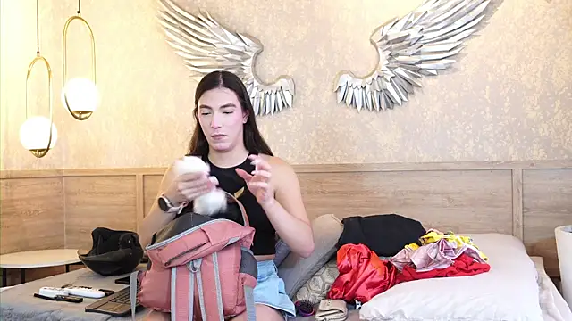 Ariaa Isabell online show from 12, 5, 2026