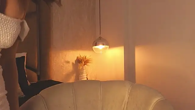 Snapshot of scarlethlux chatting on 20, 12, 2025 scarlethlux online show from 20, 12, 2025