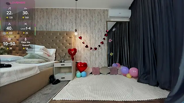 Snapshot of Maya_Collins_ chatting on 8, 3, 2026 Maya Collins online show from 8, 3, 2026