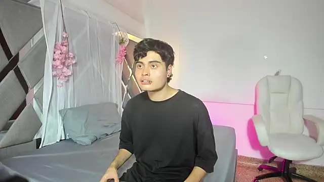 Molly sweetlove online show from 7, 11, 2025