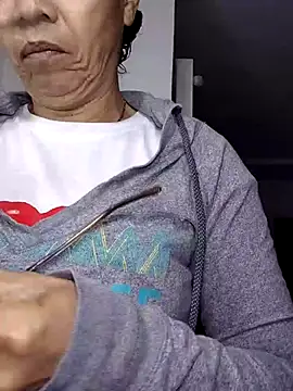 Snapshot of Merybeks chatting on 18, 6, 2026 Merybeks online show from 18, 6, 2026
