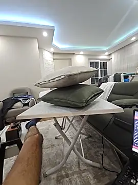 Snapshot of antalya001 chatting on 12, 11, 2025 antalya001 online show from 12, 11, 2025