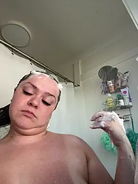 Snapshot of mommyxxmilkerxx chatting on 19, 6, 2026 mommyxxmilkerxx online show from 19, 6, 2026