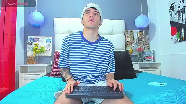 Matteo12  online show from 31, 10, 2025