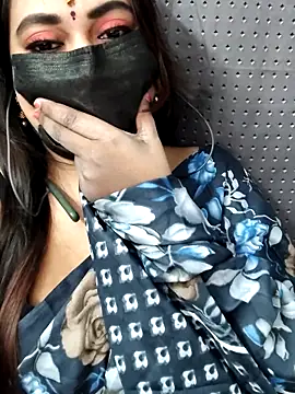 Snapshot of Cutie_nila26 chatting on 28, 10, 2025 Cutie nila26 online show from 28, 10, 2025