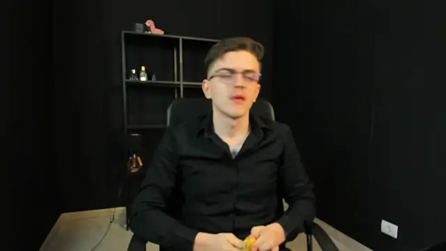Snapshot of FelixStarkk chatting on 1, 5, 2026 FelixStarkk online show from 1, 5, 2026
