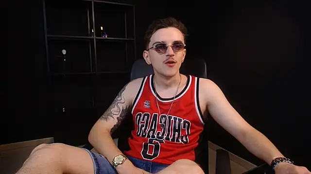 Snapshot of FelixStarkk chatting on 8, 7, 2026 FelixStarkk online show from 8, 7, 2026