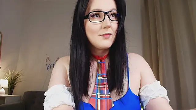 love me  tonight  online show from 23, 9, 2025