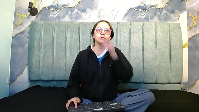Snapshot of katalina07_1 chatting on 2, 8, 2026 katalina07 1 online show from 2, 8, 2026
