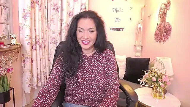 Snapshot of MyLovOne chatting on 10, 5, 2026 MyLovOne online show from 10, 5, 2026