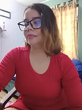 Snapshot of saenz_eymi chatting on 21, 6, 2026 saenz eymi online show from 21, 6, 2026