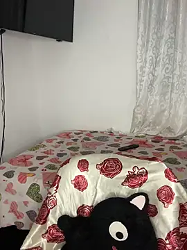 Linda Bellucci online show from 11, 10, 2025