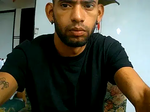 Negritohot2828 online show from 5, 4, 2026