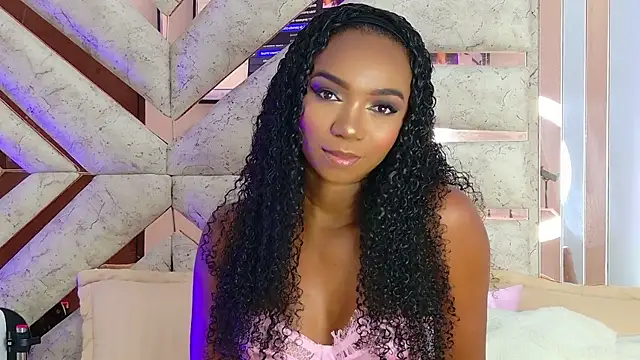 Tessa Owenss online show from 23, 4, 2026