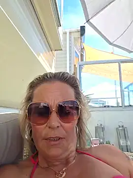 Mrs-Aurora online show from 24, 5, 2026