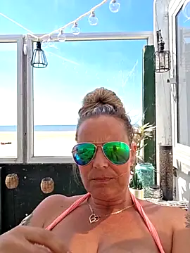 Mrs-Aurora online show from 28, 5, 2026