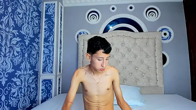 Snapshot of spicyslim_ chatting on 4, 11, 2025 spicyslim online show from 4, 11, 2025