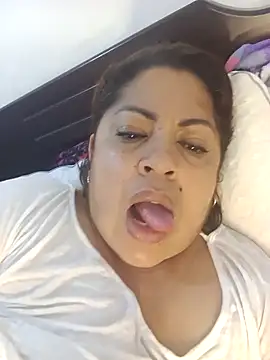 Snapshot of Karla_hilton1 chatting on 28, 3, 2026 Karla hilton1 online show from 28, 3, 2026