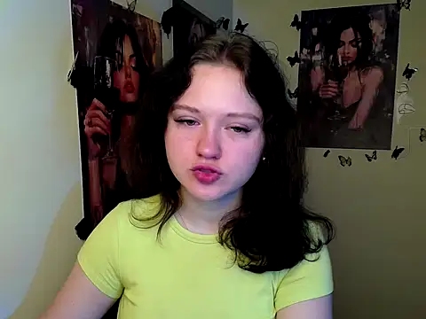 Snapshot of LadyAlice_ chatting on 15, 10, 2025 LadyAlice online show from 15, 10, 2025