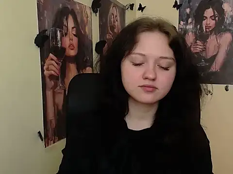 LadyAlice  online show from 17, 4, 2026