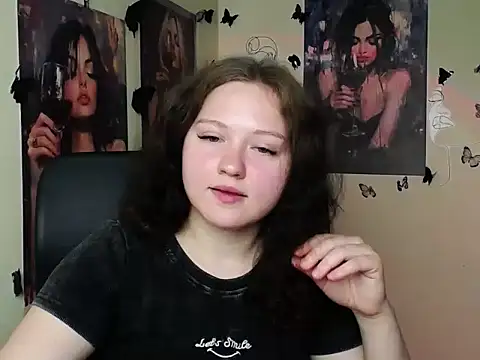 LadyAlice  online show from 4, 6, 2026