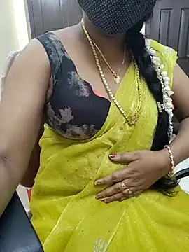 Snapshot of lolida69thamil chatting on 9, 6, 2026 lolida69thamil online show from 9, 6, 2026