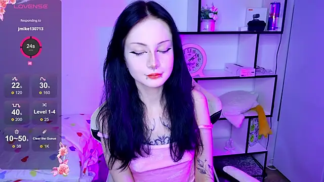 MiaScarlettt online show from 13, 11, 2025