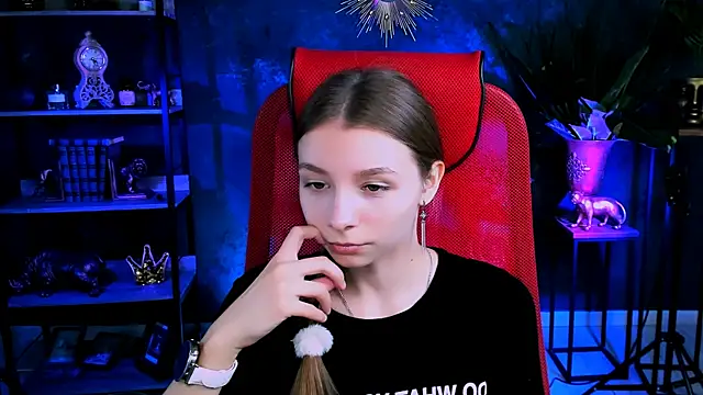 JulieDaniel online show from 11, 9, 2025