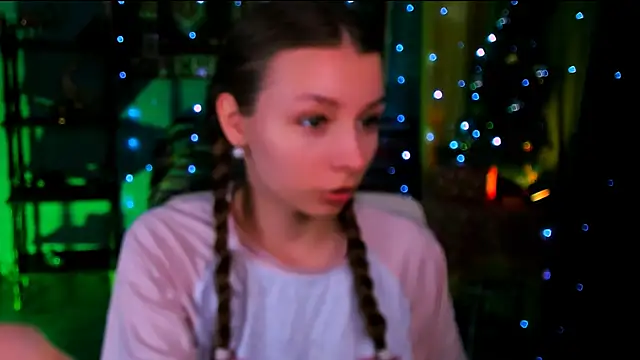 JulieDaniel online show from 17, 12, 2025