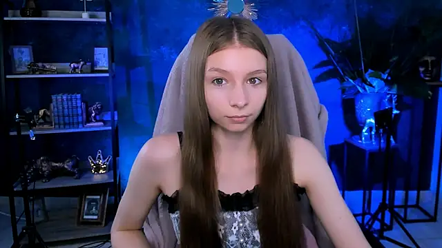 Snapshot of JulieDaniel chatting on 18, 6, 2026 JulieDaniel online show from 18, 6, 2026