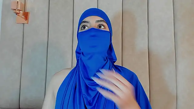 nayiraa  online show from 4, 3, 2026