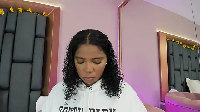 LisaMendez online show from 30, 11, 2025