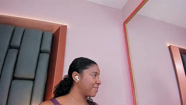 LisaMendez online show from 2, 4, 2026