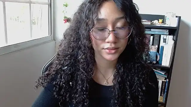 Snapshot of clitia_xx chatting on 2, 2, 2026 clitia xx online show from 2, 2, 2026