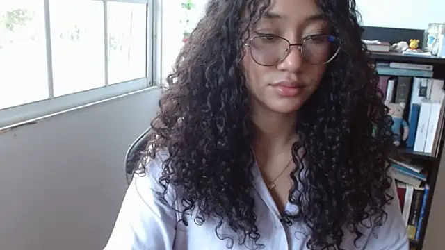 Snapshot of clitia_xx chatting on 5, 2, 2026 clitia xx online show from 5, 2, 2026
