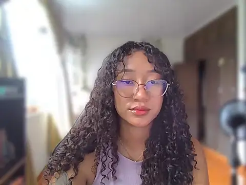 Snapshot of clitia_xx chatting on 15, 6, 2026 clitia xx online show from 15, 6, 2026