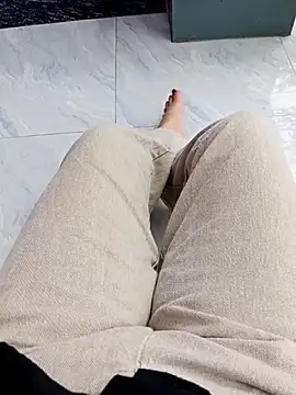 Snapshot of sharon-Hanna chatting on 6, 2, 2026 sharon-Hanna online show from 6, 2, 2026