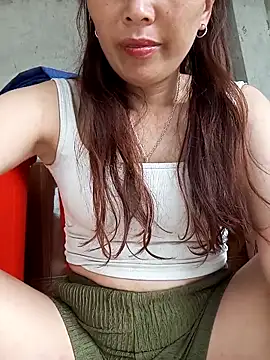 Snapshot of Bianly chatting on 11, 4, 2026 Bianly online show from 11, 4, 2026