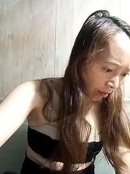 Snapshot of Bianly chatting on 11, 4, 2026 Bianly online show from 11, 4, 2026