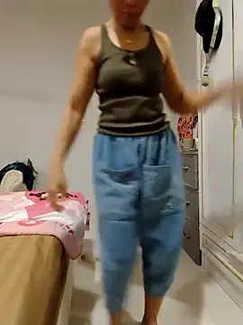 Snapshot of Mama_Eva_1 chatting on 2, 5, 2026 Mama Eva 1 online show from 2, 5, 2026